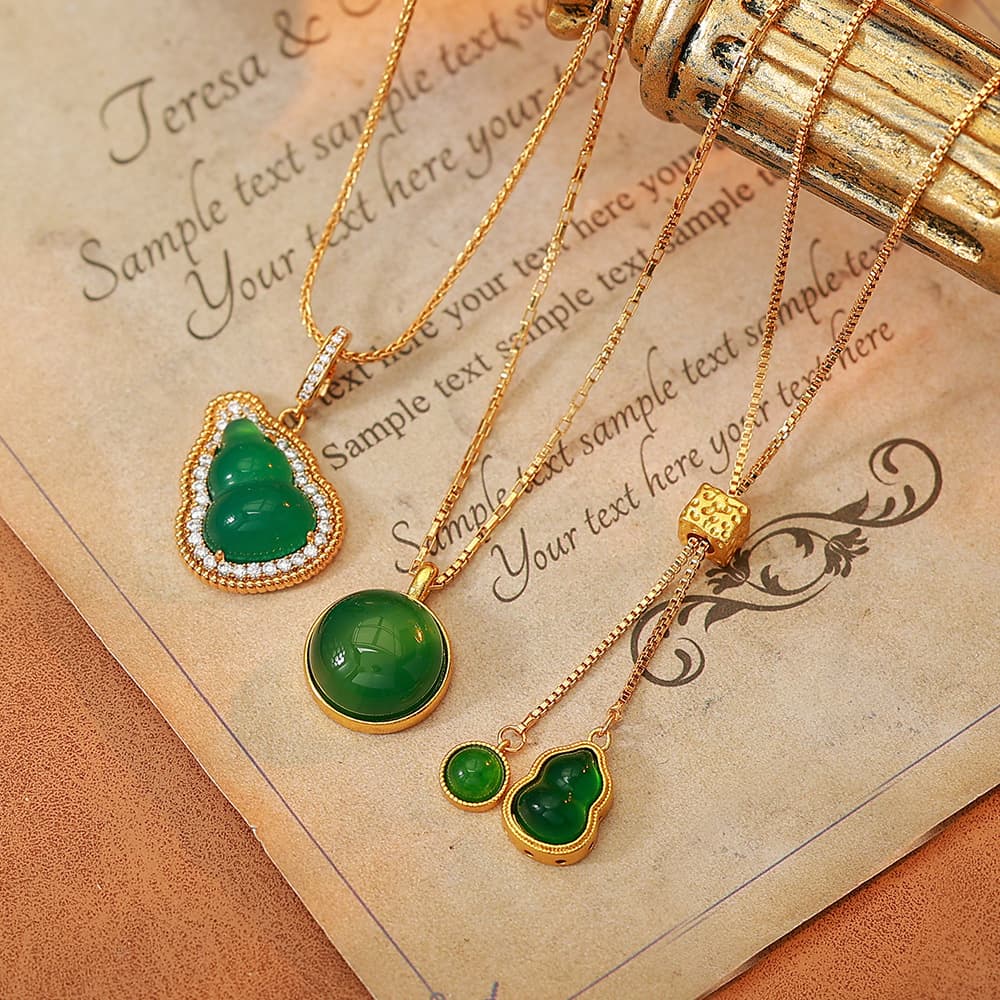 Gold Plated Agate Calabash Pendant Necklace - 1