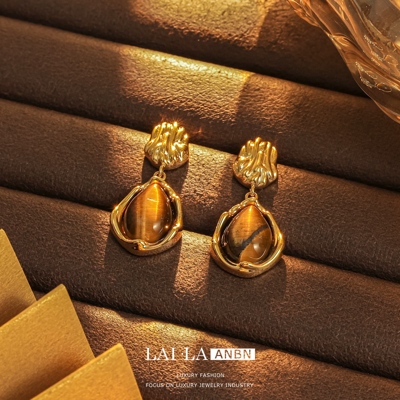 Maillard Tigereye Stud Earrings - 1