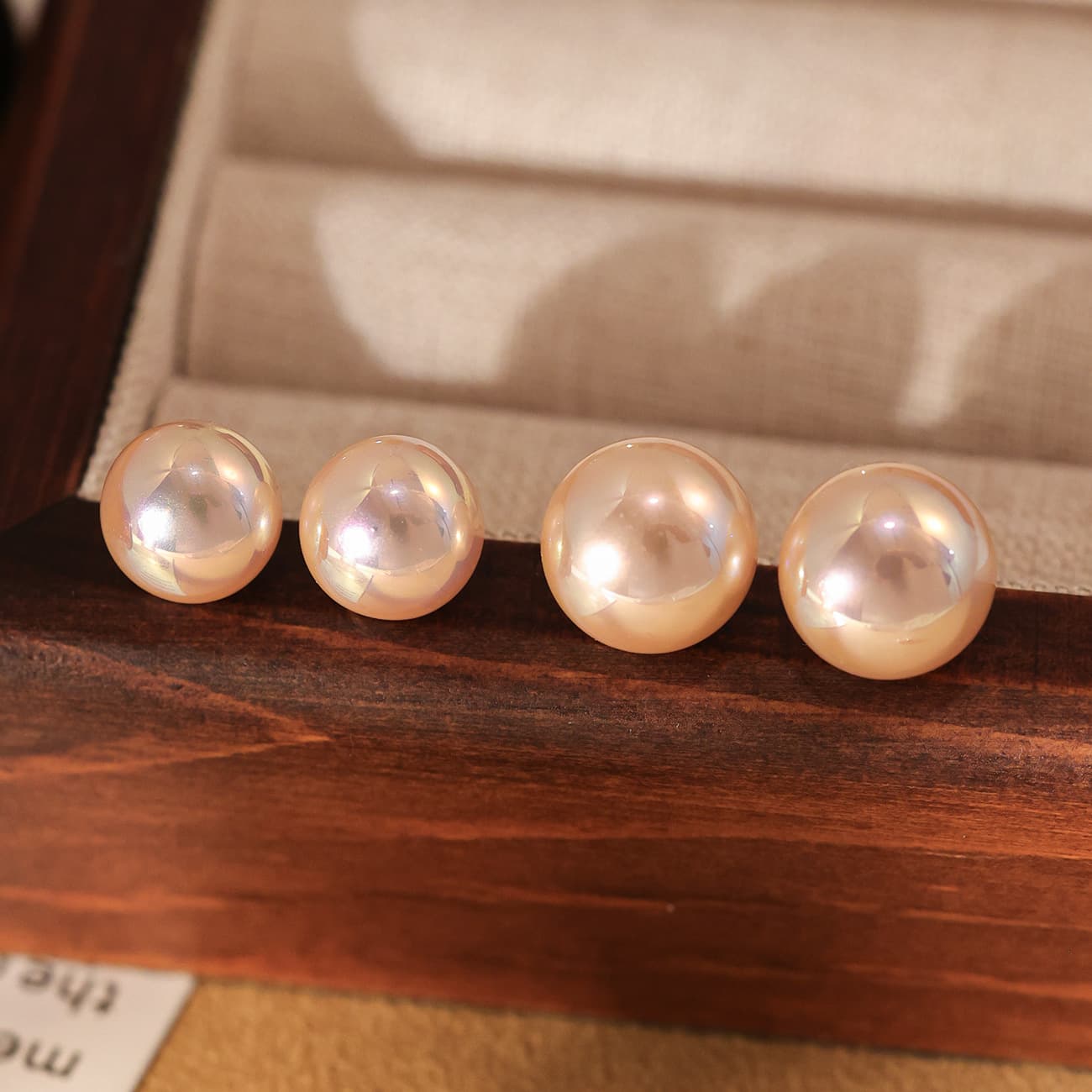 2025 Champagne Mantou Pearl Stud Earrings - 1