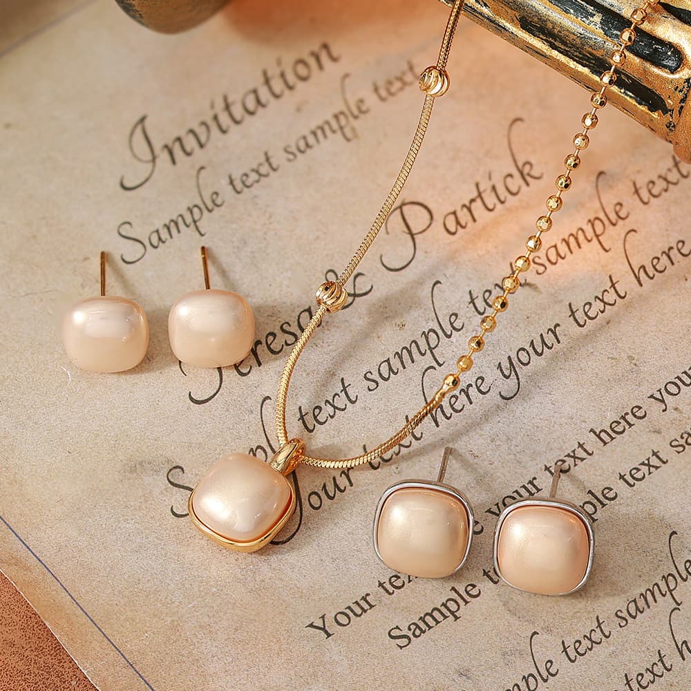 Gold Plated Copper Champagne Pearl Pendant Necklace Earring Set - 1