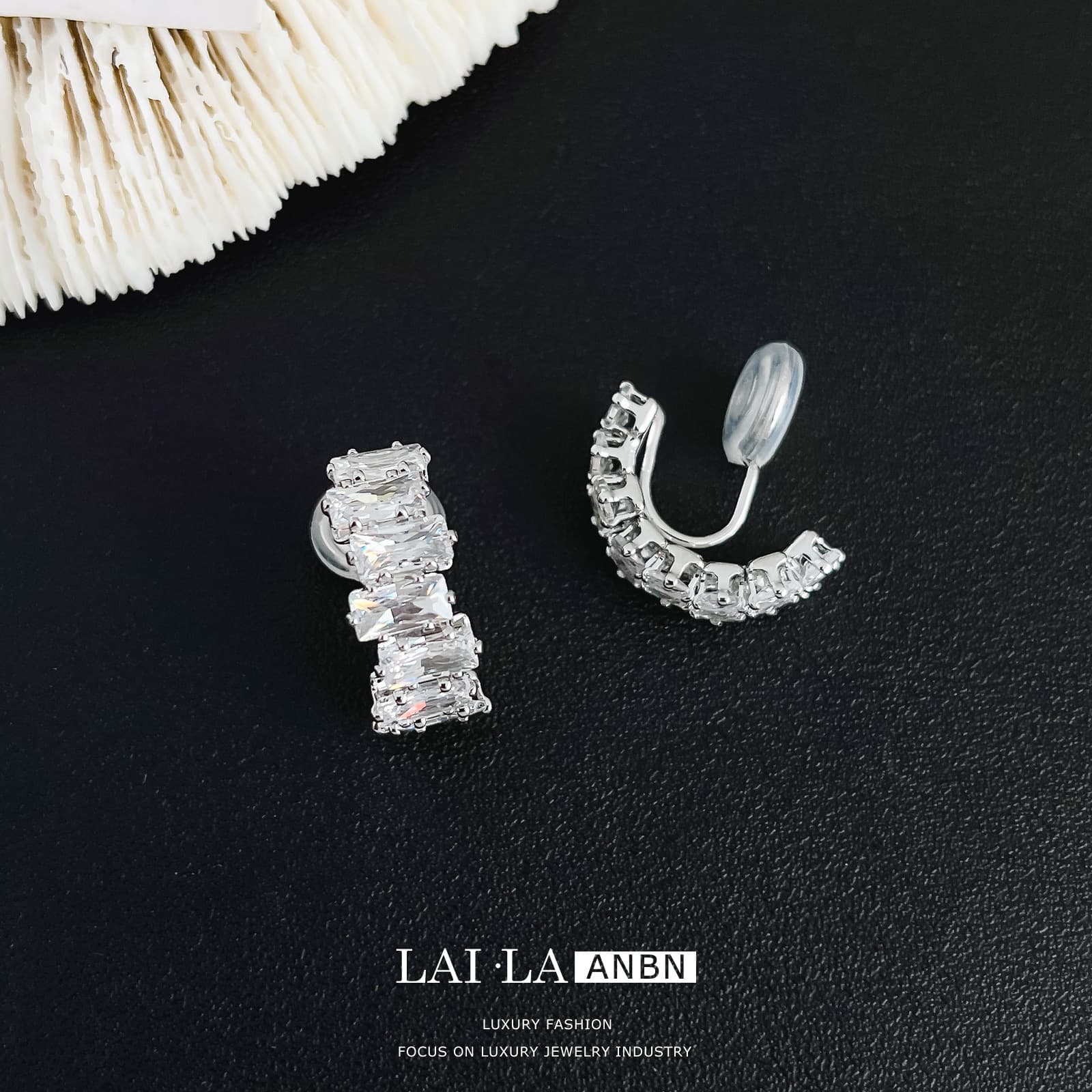 925 Silver Zircon Geometric Mosquito Coil Ear Clips - 1