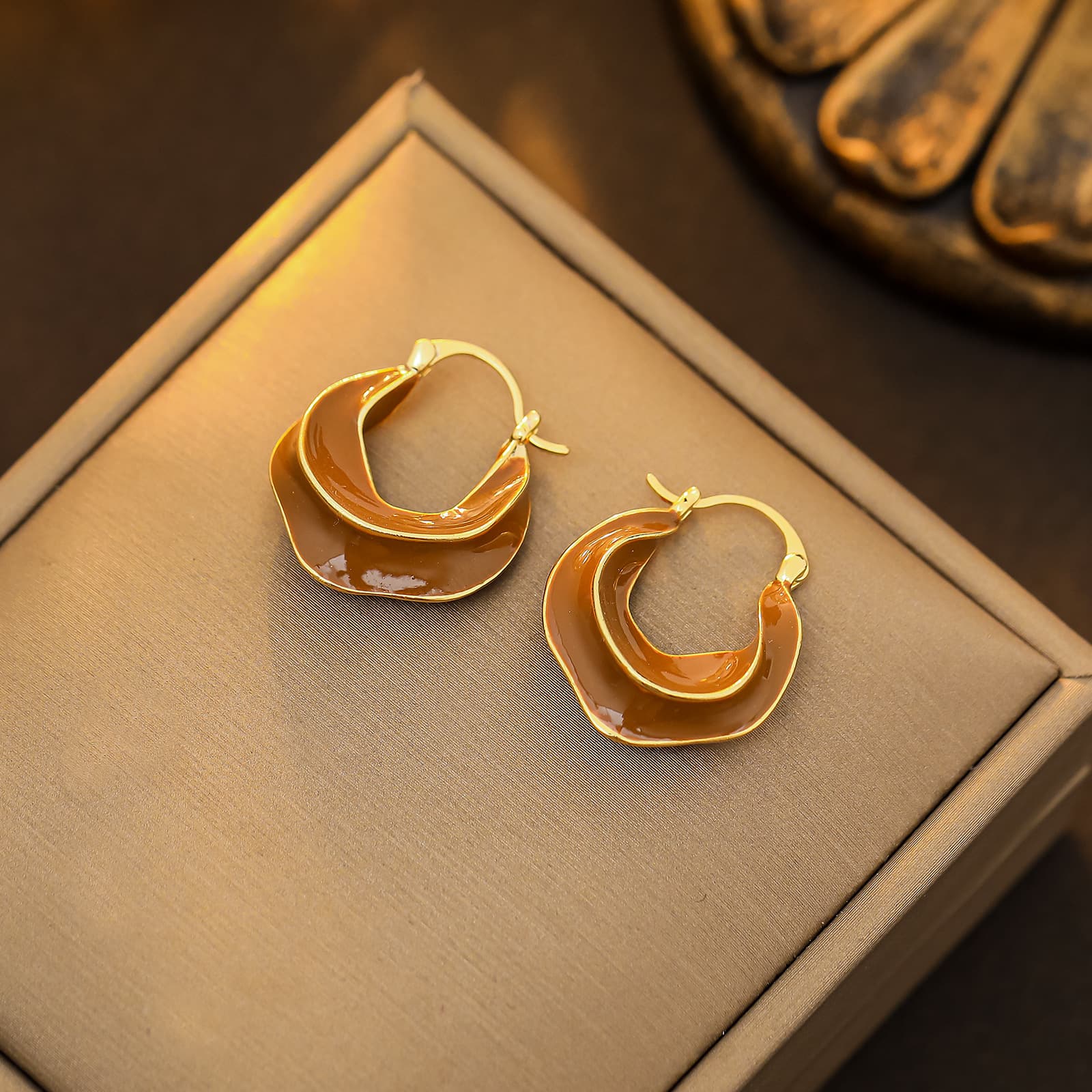 Maillard Enamel U-shaped Hong Kong Style Earrings - 1