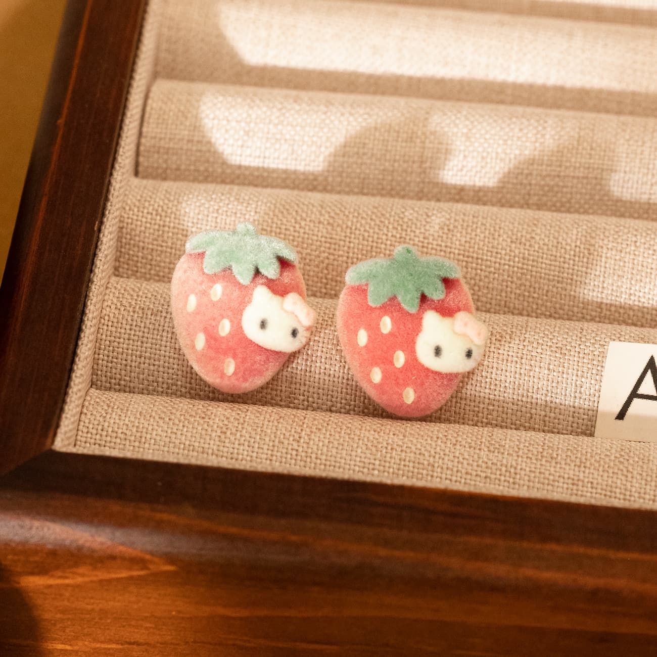 S925 Sterling Silver Plush Bear Cartoon Earrings - 1