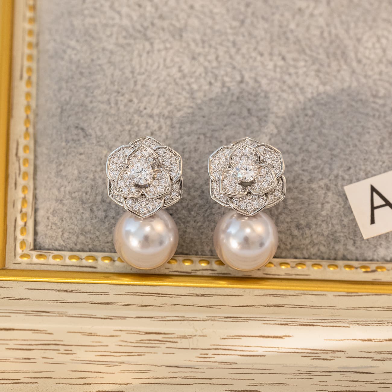 Manta Rose Pearl Stud Earrings - 1