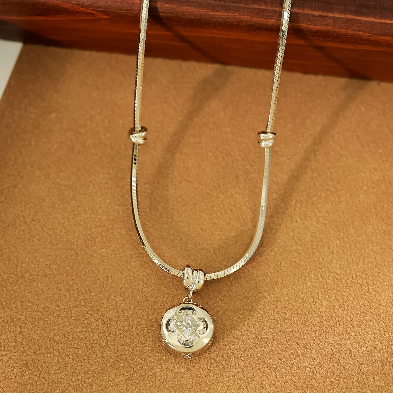 Hollow Four-Leaf Clover Diamond Studded Snake Chain - 1