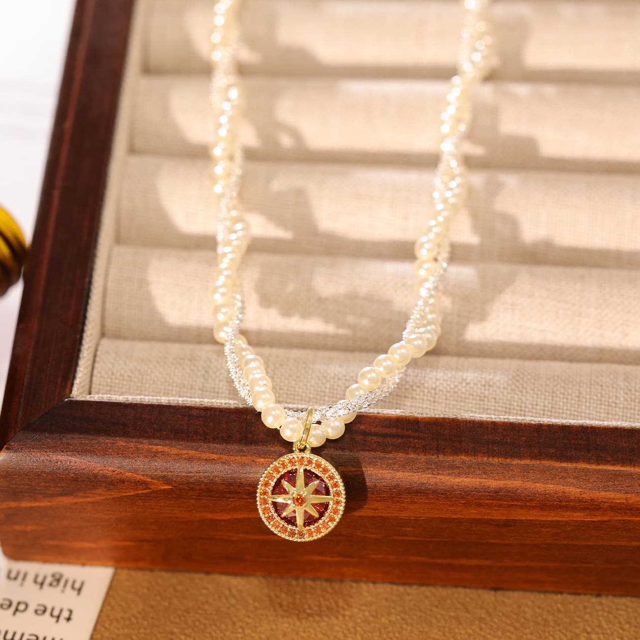 Double-Layer Electroplated Imitation Pearl Eight-Pointed Star Necklace - 1