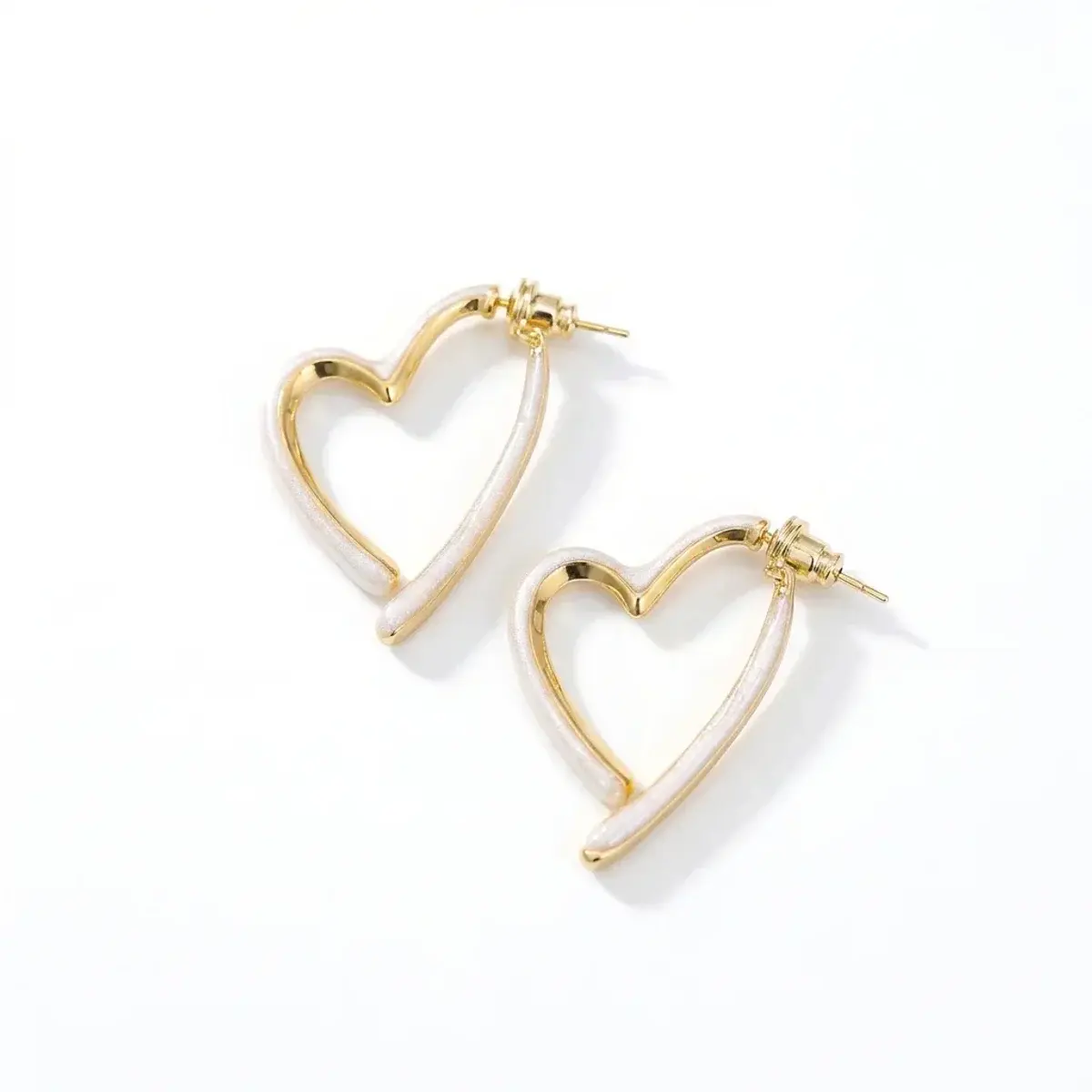 Gold-Plated Maillard Enamel Heart Stud Earrings